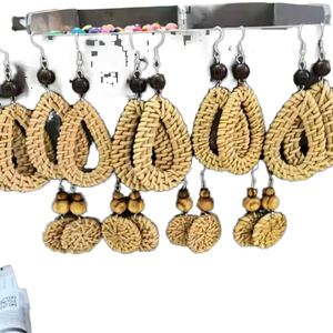 Pendientes de gancho de oreja de ratán de arte popular clásico artesanías de mimbre de playa de nueva moda hechos a mano para mujer Popular vacaciones de verano directo - Product Image 1