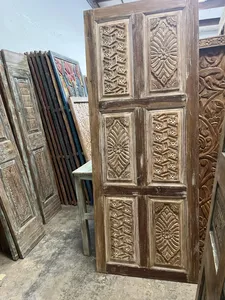 Porte d'entrée en bois faite à la main, directement de l'usine, avec une structure robuste, un design élégant et une durabilité longue durée, en promotion - Product Image 2