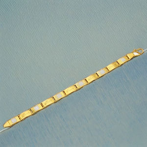 Bracelet pour homme en or 22 carats avec motif bicolore, finition haut de gamme, bijoux élégants de créateur pour un usage quotidien et festif - Product Image 3