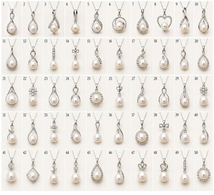 Pendentif de luxe en diamant de laboratoire Halo, couleur DEF, taille brillant rond, certifié IGI, bijoux fins élégants pour mariage, anniversaire, fête - Product Image 1