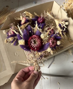 Mini Ramo de Flores Secas, Colas de Conejo, Helichrysum, Ramo Pequeño y Colorido - Product Image 2