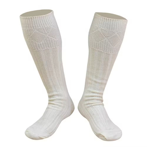 Chaussettes de sport athlétiques en gros avec grip, unisexe, pour jeunes, personnalisables, en coton écologique, respirantes et à séchage rapide - Product Image 3