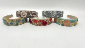 Serre-tête artisanal brodé floral, élégant, rembourré, perlé, décoratif, en tissu, pour femme, en résille, écologique - Product Image 2