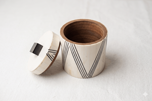 Premium Round Decorative Storage <b>Box</b> with Lid – Modern Resin & MDF Organizer - Product Image 3