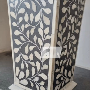 Macetero de Metal con Incrustaciones de Hueso, Hecho a Mano, Forma Redonda, Estilo Minimalista, para Decoración del Hogar, Producto de Lujo, Exportaciones al por Mayor - Product Image 1