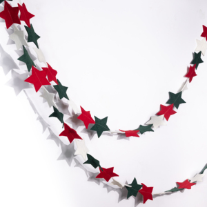 Guirnalda de Estrellas Rojas, Blancas y Verdes Hecha a Mano, Decoración Navideña para Árbol de Navidad, Pancarta Navideña de Fieltro e Hilo - Product Image 3