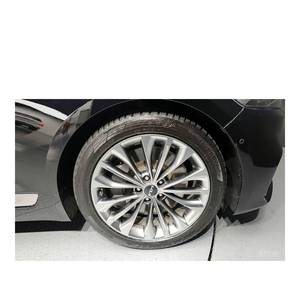 Kia K9 3.3 T-GDI AWD 2022 con Asientos de Cuero, Volante a la Izquierda, Caja de Cambios Automática, 80,377 km - Product Image 5