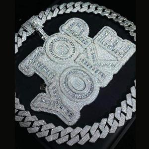 Collier pendentif appareil photo de luxe personnalisé, bijoux hip-hop entièrement sertis, breloque photographie plaqué or 18 carats, moissanite, cadeau unisexe - Product Image 1