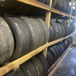 ยางเรเดียลแบบไม่มียางในมือสองคุณภาพพรีเมียมสำหรับรถยนต์ รถบรรทุก รถจักรยานยนต์ สภาพดี วัสดุรีไซเคิล ขายส่ง - Product Image 5