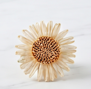 Anillo de servilleta floral para decoración de mesa, eventos, comidas diarias y regalos, añade un aspecto natural a las decoraciones de mesa modernas. - Product Image 1