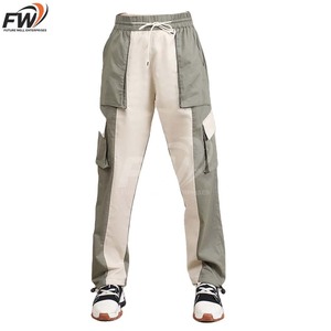 Pantalones cargo ligeros para hombre, de último estilo, con logotipo personalizado, los más vendidos, hechos en Pakistán, de secado rápido. - Product Image 1