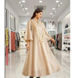 Vestido de cuello en V con silueta en A, largo hasta el suelo, cintura natural, estilo étnico CP, bordado con lentejuelas y patchwork, tendencias 2026 - Product Image 3