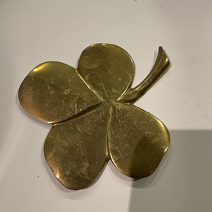 Handcrafted Amazing <b>leaf</b> Design Brass <b>Paper</b> Weight Golden Finished Handmade New Design in Wholesale - Product Image 5