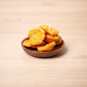 Plato de Madera Artesanal de Estilo Rústico Elegante, Duradero, Ecológico, con Artesanía Única, Redondo, Sin Asa, para Uso Decorativo - Product Image 3