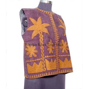 Chaleco elegante de algodón para mujer, sin mangas, para otoño e invierno, estilo bohemio, con bordado floral hecho a mano. - Product Image 4
