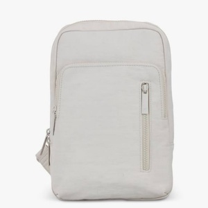 Bolso Bandolera Minimalista de Cuero, Bolso de Hombro Casual Delgado con Bolsillo Frontal con Cremallera, Ligero para Viaje - Product Image 4