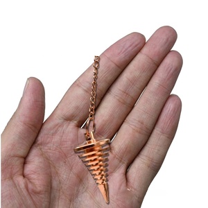 Péndulo Vertical de Cobre Hecho a Mano con Bobina Dura, Artesanía de Piedra Semipreciosa Pulida de Feng Shui Premium, Venta al por Mayor - Product Image 3