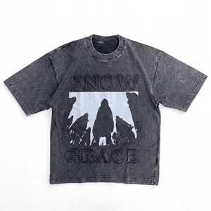 T-shirt en coton surdimensionné pour homme, imprimé Snow Grace Wolf Pack, manches courtes, col rond, coupe décontractée - Product Image 1