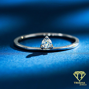 Anillo solitario de moissanita con corte redondo clásico, plata de ley, joyería minimalista de compromiso para mujer, elegante regalo nupcial - Product Image 4