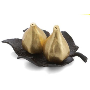 Idéal pour des accents élégants dans la vaisselle et les ustensiles de cuisine, pot à sel et à poivre plaqué or de style différent avec base à motif de feuille - Product Image 1