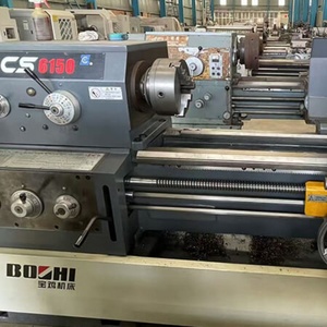 Torno de metal portátil mini usado Cs6150, máquina de banco pequeña vertical convencional para acabado de motores - Product Image 3