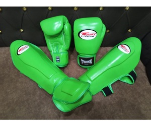 Guantes y espinilleras de boxeo Muay Thai Twins, guantes de boxeo profesionales para entrenamiento y sparring, color verde loro. - Product Image 6