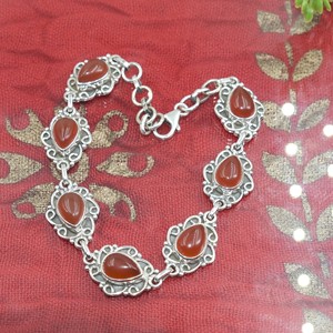 กำไลข้อมือคาร์เนเลียนทรงหยดน้ำธรรมชาติ เงินแท้ 925 ทำมือ วินเทจ ลายฉลุ  สำหรับผู้หญิง ของขวัญ เครื่องประดับสำหรับผู้หญิงและผู้ชาย - Product Image 4