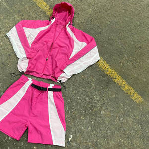 ชุดเซ็ตเสื้อแจ็คเก็ตกันลมและกางเกงขาสั้นผู้ชาย ผ้าไนลอน คุณภาพสูง สไตล์สตรีทแวร์ - Product Image 6