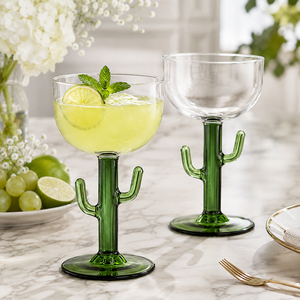 Verres à cocktail transparents en borosilicate faits à la main de 320 ml, sans plomb, coupe Martini, verres à margarita, verrerie de bar réutilisable en gros - Product Image 1