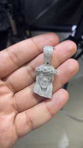 จี้พระเยซูทรงกลมประดับมอสซาไนต์แบบกำหนดเองได้ เงินแท้ 925 สำหรับงานปาร์ตี้ แร็ปเปอร์ เครื่องประดับชั้นดี จี้และชาร์ม - Product Image 6