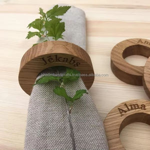 ห่วงผ้าเช็ดปากโลหะขัดเงาระดับพรีเมี่ยมผลิตขึ้นเพื่อความทนทานสไตล์และความสง่างามในการตั้งค่าการรับประทานอาหารหรือการเฉลิมฉลอง - Product Image 1