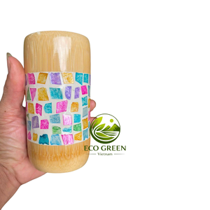Gobelet en bambou coloré fait main avec motifs inspirés de Hoi An, idéal pour les souvenirs de voyage, les boutiques de cadeaux, les cafés, les centres de villégiature et la décoration intérieure - Product Image 1