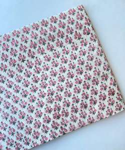 Tela de Algodón Blanca con Estampado Floral, Tela para Confección de Vestidos, Tela de Algodón 100% Hecha a Mano en India, Tela para Vestidos de Verano - Product Image 1