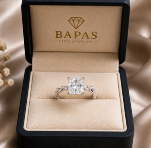 Bague de fiançailles en diamant naturel taille princesse avec moissanite, bijoux de mariée de luxe pour femme, disponible à la vente – Offre spéciale - Product Image 1
