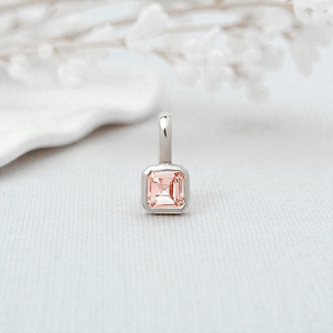 Pendentif en argent sterling 925 avec quartz rose taillé carré, serti clos, fait main, pierre semi-précieuse, bijoux fins pour femmes - Product Image 1