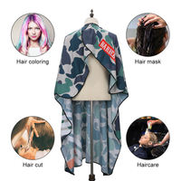 Cape de coiffure professionnelle IKZARSA confortable en caoutchouc imprimé avec fermeture ajustable au cou, couleurs personnalisables pour salon et barbier