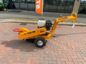 Desbrozadora de tocones LASKI F360SW de gasolina usada, 14 pulgadas de profundidad, con motor y engranajes de pivote central para operación de baja fatiga - Product Image 5