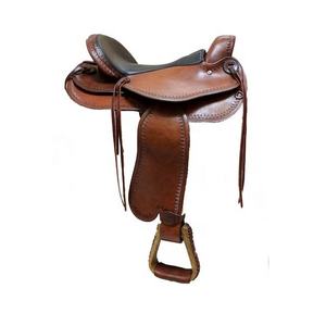 Selle Western en cuir écologique avec ailes et cinch - Product Image 1