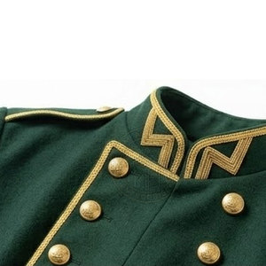 Uniforme maritime élégant et authentique en tissu polaire respirant, avec des détails de fabrication soignés, qualité supérieure pour les événements formels - Product Image 4