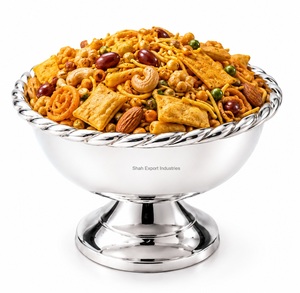 Tazón de Metal Plateado Hecho a Mano para Aperitivos, Dulces y Ensaladas, para Fiestas y Uso en la Mesa del Comedor, Estilo Americano de Lujo - Product Image 4