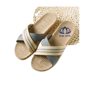Pantoufles japonaises en jonc de mer les plus vendues – Confort douillet et écologique pour l'intérieur - Product Image 1