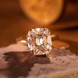 แหวนเพชรแล็บทรง Old Mine Cut น้ำหนัก 6.5 กะรัต ทองคำขาว 14k แหวนหมั้นเพชรทรง Cushion สไตล์โบราณ รับรองโดย IGI แหวนเพชรเม็ดเดี่ยวสไตล์วินเทจ - Product Image 5