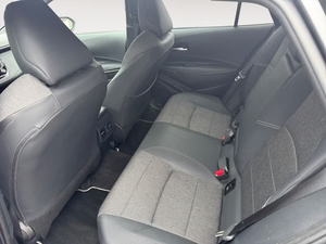 Toyota Corolla 18 Híbrido Touring Sports Wagon Automático con Volante a la Izquierda, Vehículo Familiar Eficiente en Consumo de Combustible, Listo para Exportación - Product Image 4