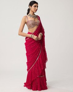 NUEVO SAREE DE BODA DE SECADO RÁPIDO CON LENTEJUELAS Y PLISADO, DISEÑO MODERNO DE BOLLYWOOD SUPERHIT - Product Image 3