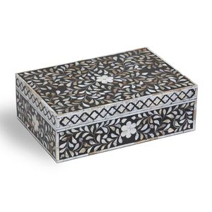 Cajas artesanales elegantes de nácar que ofrecen almacenamiento funcional con un atractivo decorativo artístico. - Product Image 1