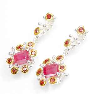 ต่างหูทับทิมสีชมพู ออกแบบมาเพื่อความสง่างามแบบโรแมนติก ประกายสีชมพูเข้มข้น และเสน่ห์แห่งเครื่องประดับอันประณีตเหนือกาลเวลา ความงามที่หายากและหรูหราเหนือระดับ - Product Image 2