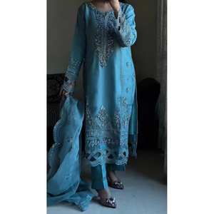 Beaux vêtements et accessoires musulmans traditionnels élégants haut bas Dupatta pour une tenue de fête - Product Image 5