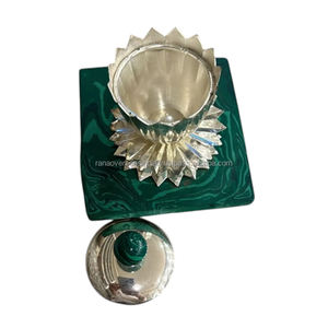 Récipient de fruits secs en métal très apprécié sur base en résine Un cadeau de qualité supérieure pour chaque célébration disponible en plusieurs modèles et tailles - Product Image 4