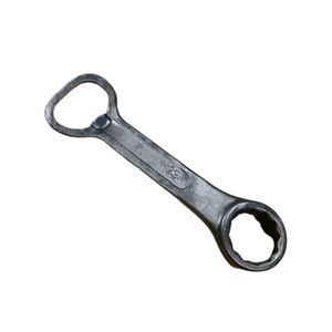 Abridor de botellas de hierro forjado a mano en forma de cono con acabado de recubrimiento en polvo para decoración de bares, para regalo. - Product Image 4