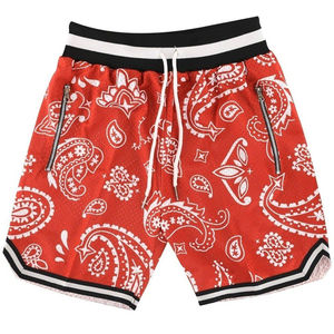 Shorts de baseball pour garçons imprimés par sublimation, avec poches zippées, taille contrastante à bord côtelé et bas de pantalon à ourlet plissé – Nouveauté en promotion pour hommes - Product Image 1